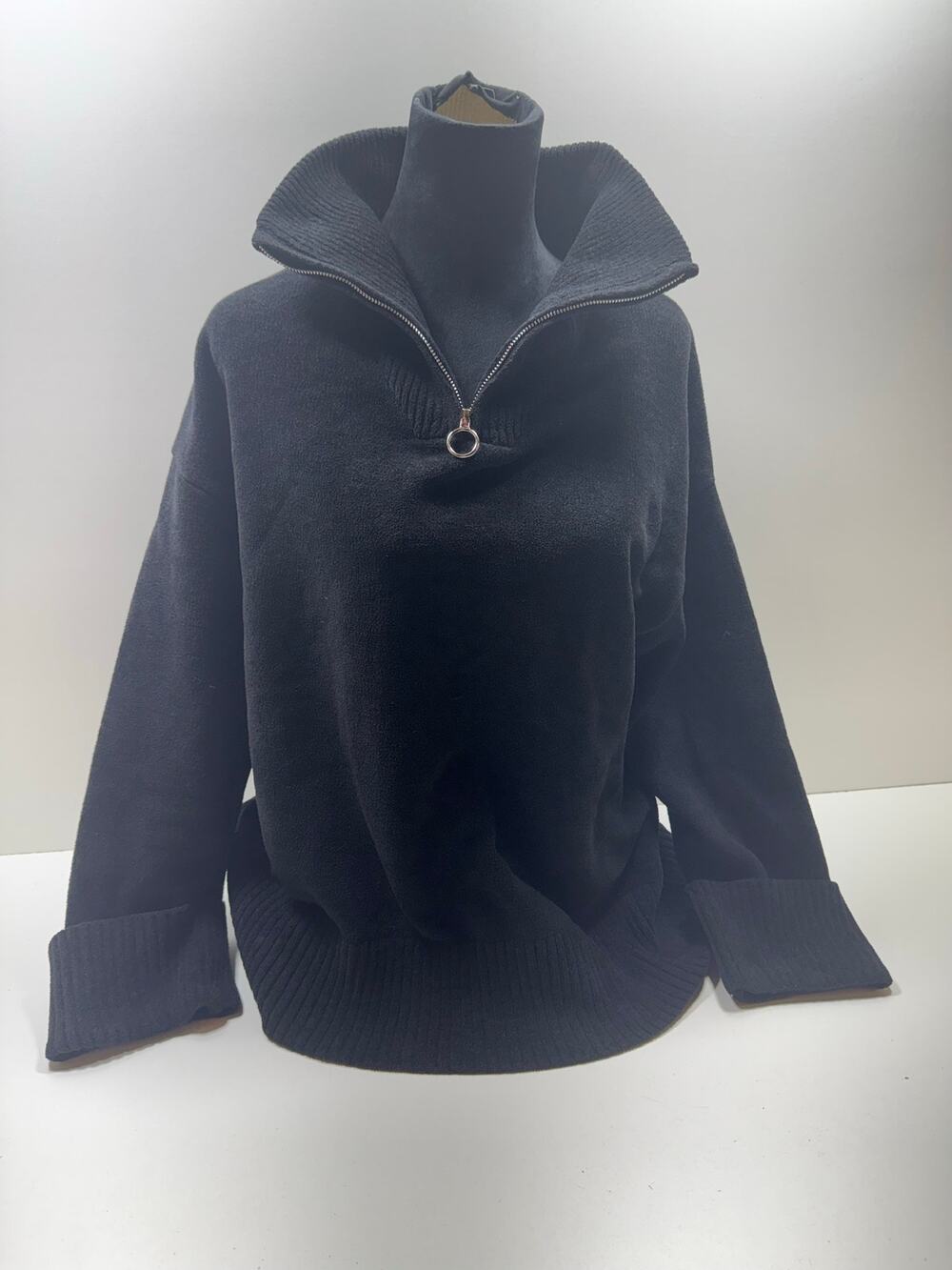 Minimalist Women’s 1/4 Zip Sweater Black Cuffed Long Sleeve Cozy Core Sz XL Soft